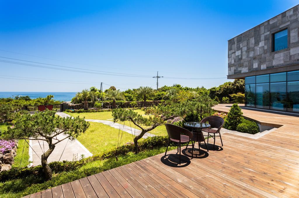 Cobeach Familiar Pension ซอกวีโพ ภายนอก รูปภาพ